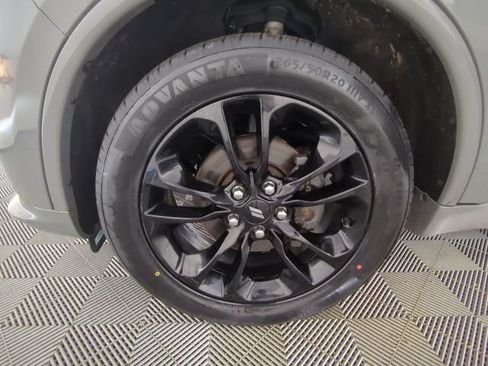 Used 2020 Dodge Durango GT w/ Blacktop Package AWD/4WD image 17
