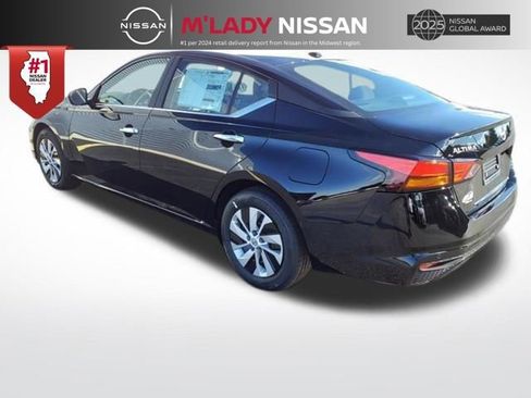 New 2025 Nissan Altima 2.5 S image 5