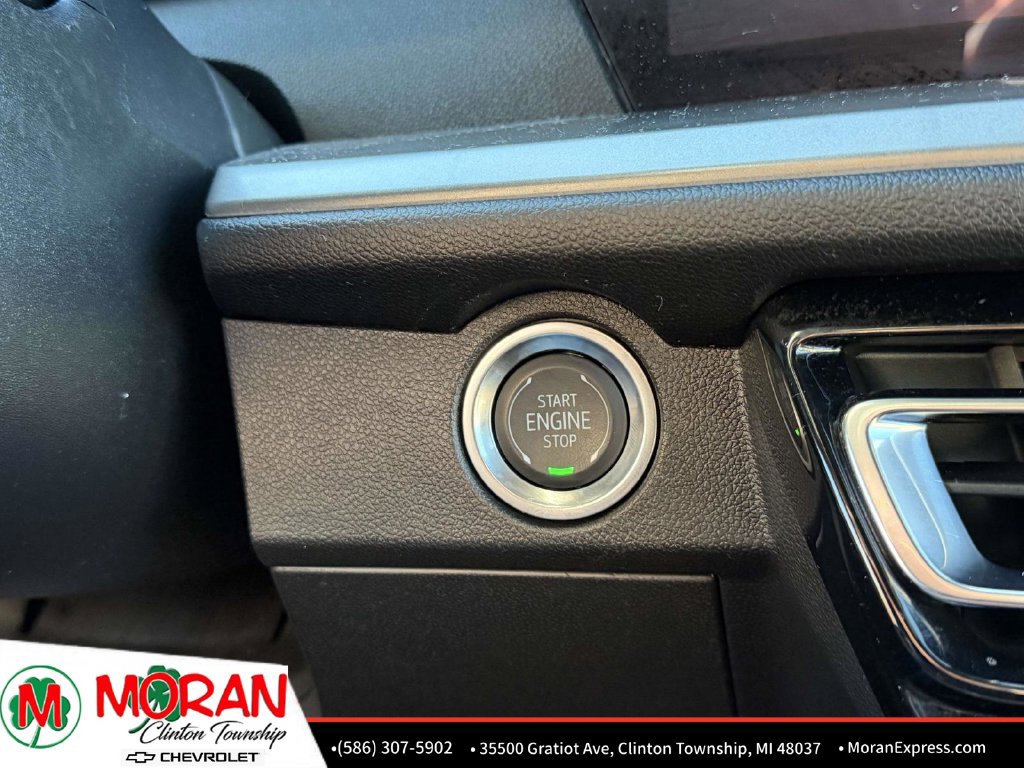 Used 2024 Chevrolet Traverse LT w/ LPO, Floor Liner Package FWD image 26