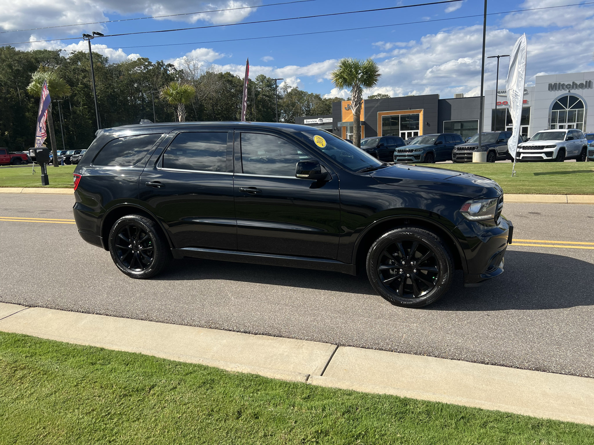 Used 2018 Dodge Durango GT w/ Blacktop Package RWD image 3