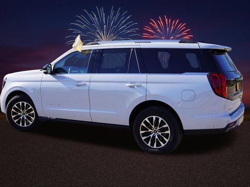 Certified 2025 Ford Expedition Platinum AWD/4WD image 8