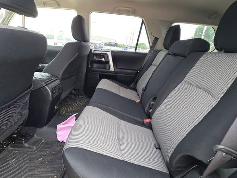 Used 2022 Toyota 4Runner SR5 AWD/4WD image 13