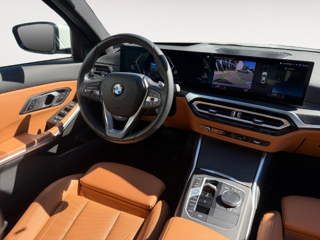 Used 2023 BMW 330i xDrive Sedan w/ Premium Package AWD/4WD image 16