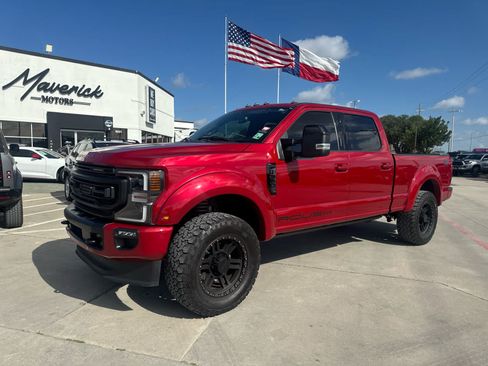 Used 2022 Ford F350 Lariat w/ Black Appearance Package AWD/4WD image 1