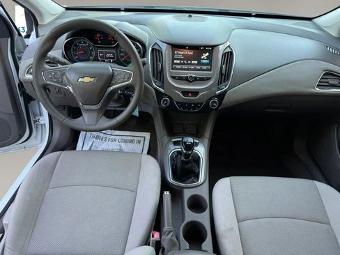 Used 2016 Chevrolet Cruze LT w/ RS Package FWD image 21