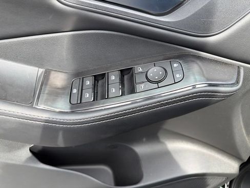 Used 2026 Nissan Rogue SV AWD/4WD image 19