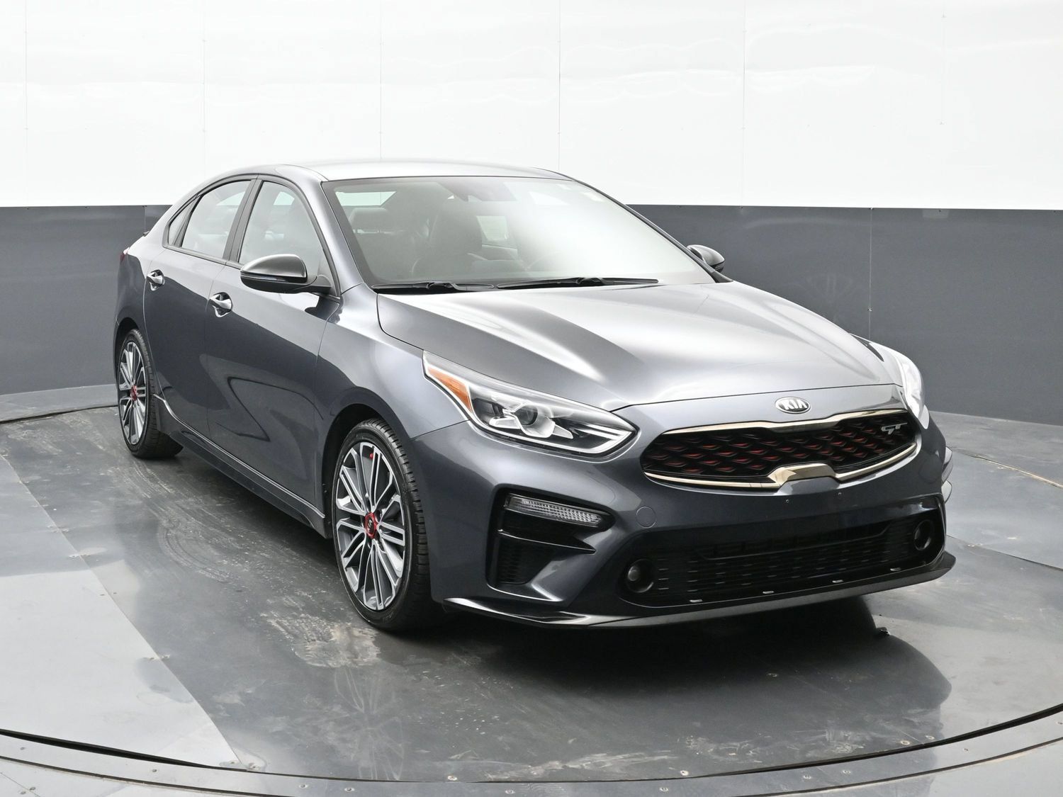 Used 2021 Kia Forte GT FWD image 2