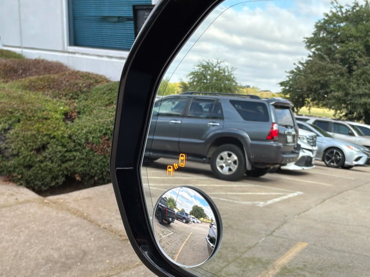 Used 2023 Toyota Tundra Limited AWD/4WD image 21