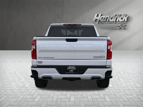 Used 2025 Chevrolet Silverado 1500 High Country image 10