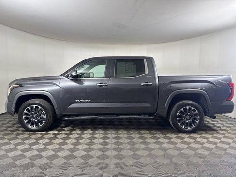 Used 2025 Toyota Tundra Limited AWD/4WD image 7