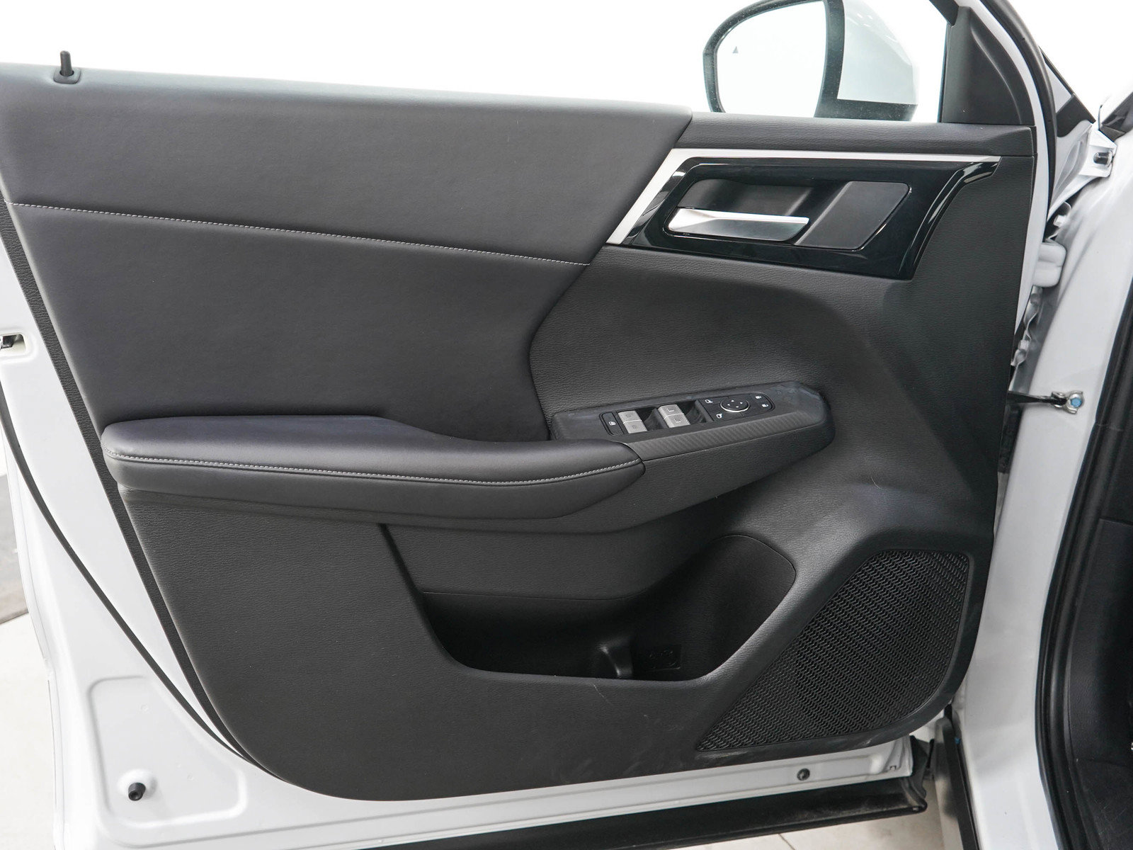 Used 2022 Mitsubishi Outlander SE AWD/4WD image 21