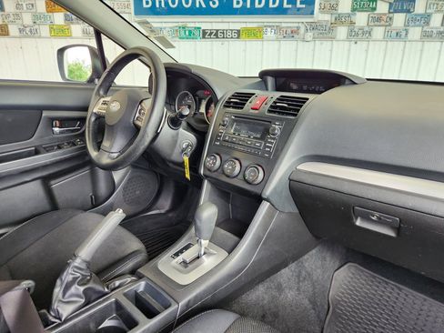 Used 2014 Subaru Crosstrek 2.0i Premium w/ Popular Package #2 AWD/4WD image 2