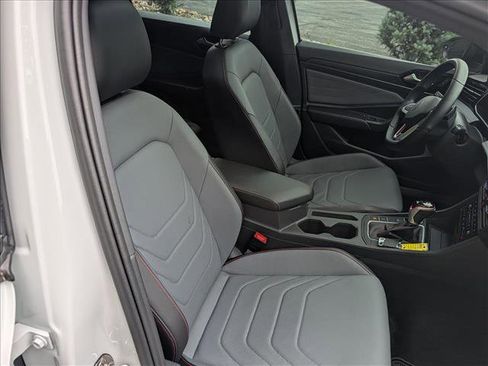 Certified 2026 Volkswagen Jetta GLI Autobahn FWD image 13