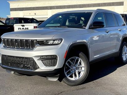New 2025 Jeep Grand Cherokee Laredo