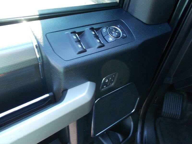 Used 2015 Ford F150 Lariat AWD/4WD image 29