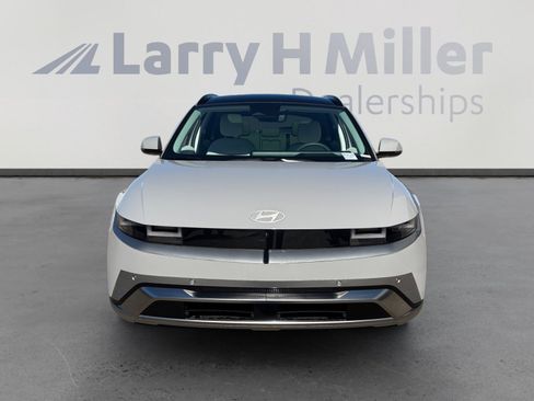 Used 2025 Hyundai Ioniq 5 Limited image 8