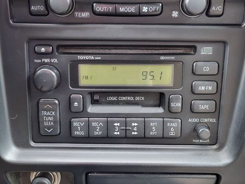 Used 1999 Toyota 4Runner Limited image 29