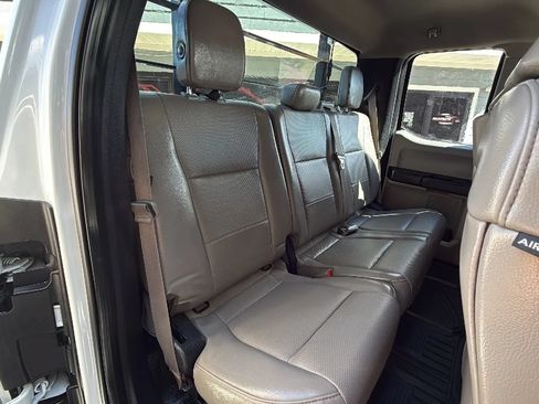 Used 2017 Ford F250 XL w/ Power Equipment Group AWD/4WD image 29