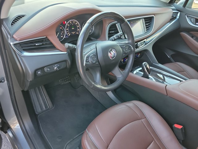 Used 2020 Buick Enclave Avenir w/ Avenir Technology Package AWD/4WD image 10
