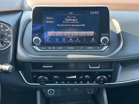 Certified 2023 Nissan Rogue SV w/ SV Premium B Package image 34