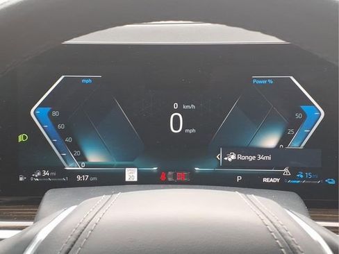 Used 2025 BMW X5 xDrive50e image 14