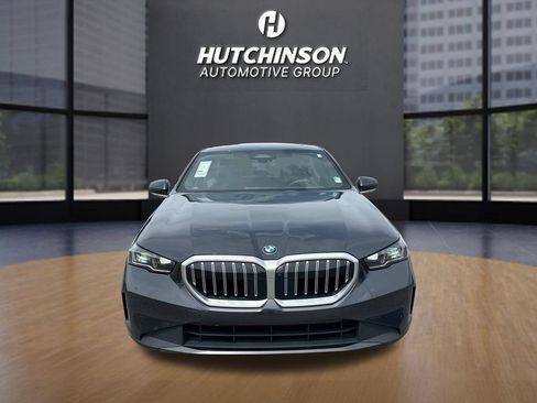 Used 2025 BMW 530i RWD image 2