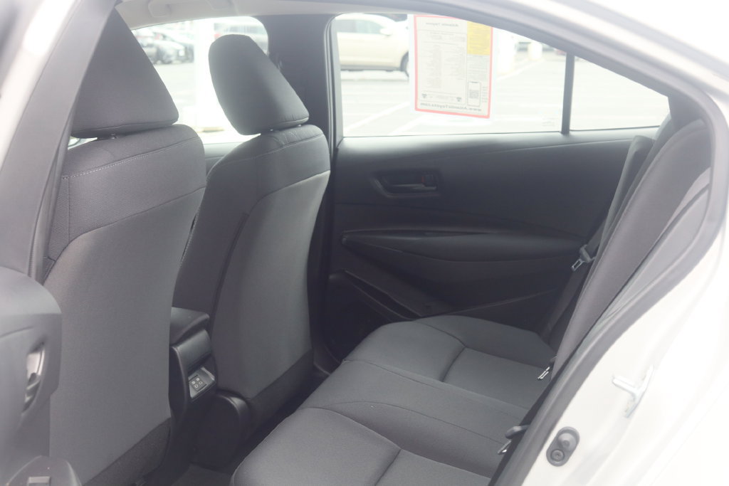 Used 2024 Toyota Corolla LE FWD image 18