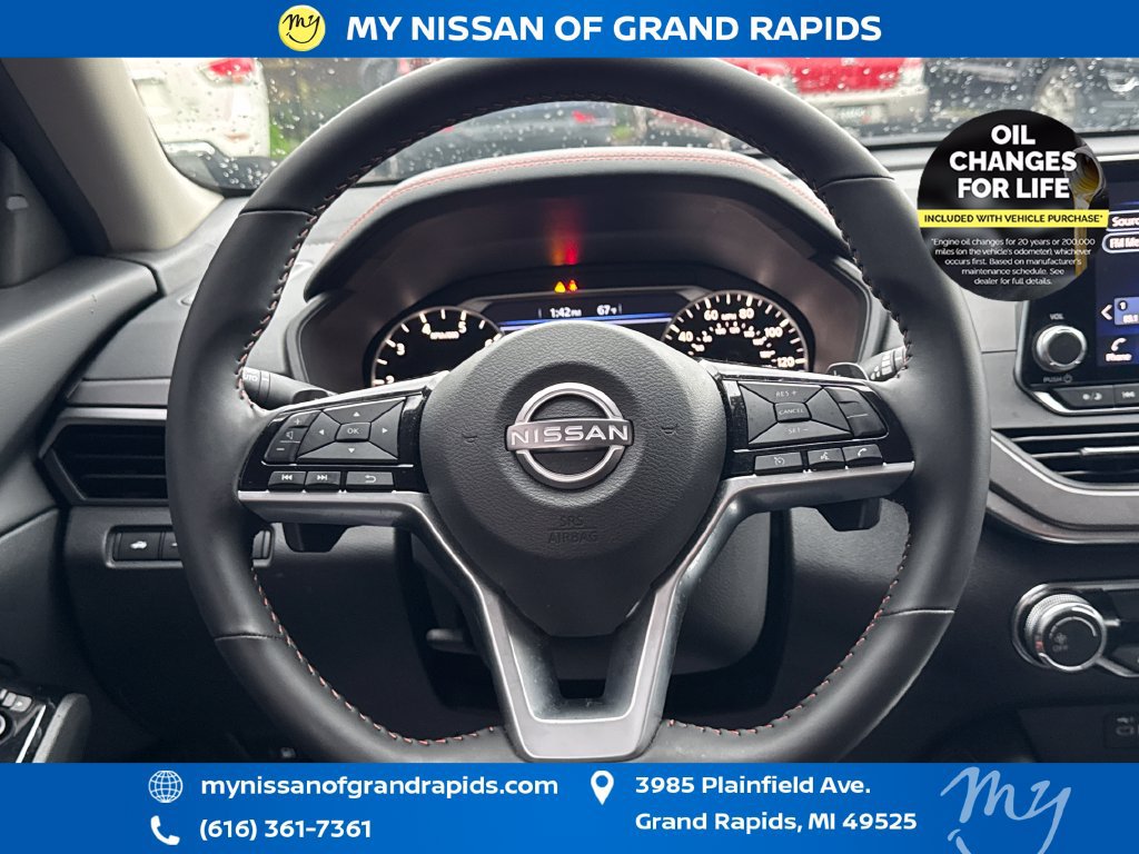 Used 2025 Nissan Altima 2.5 SR AWD/4WD image 15