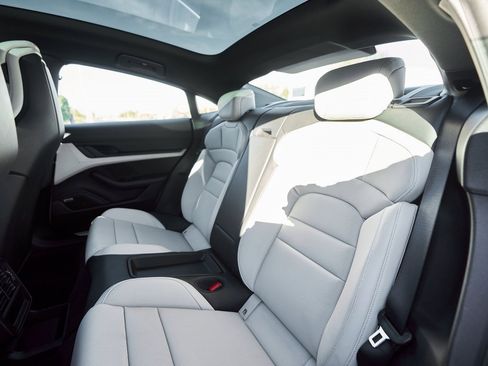 Used 2023 Porsche Taycan 4S w/ Premium Package image 42