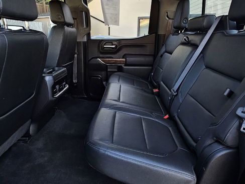 Used 2022 Chevrolet Silverado 1500 LT Trail Boss w/ LT Trail Boss Premium Package AWD/4WD image 18