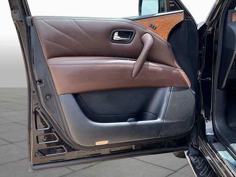 Used 2016 INFINITI QX80 Limited AWD/4WD image 23