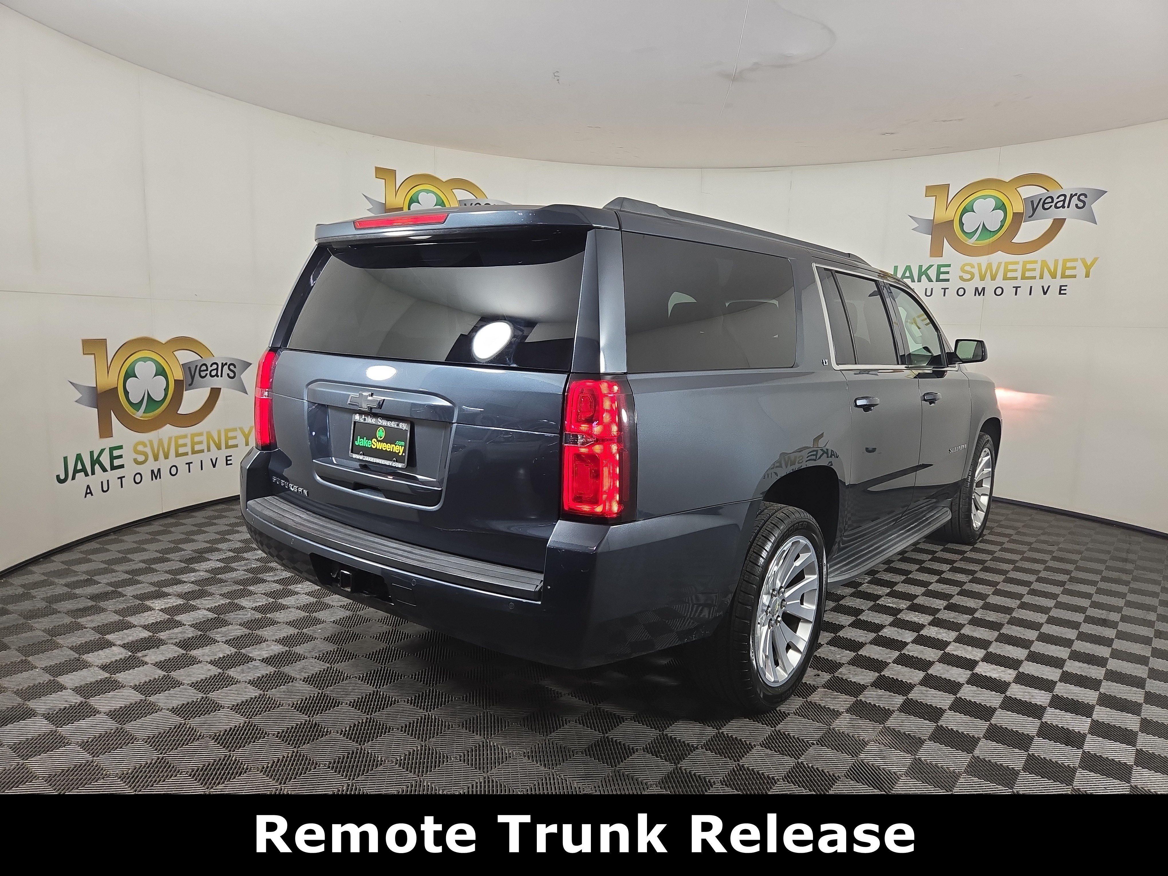 Certified 2019 Chevrolet Suburban LT RWD image 9