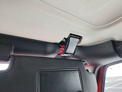 Used 2012 Jeep Wrangler Unlimited Sahara image 44