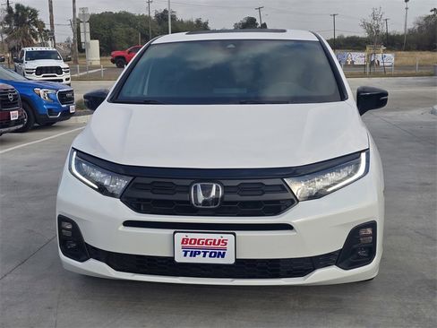 Used 2025 Honda Odyssey Sport-L image 10