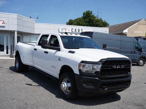 Used 2021 RAM 3500 Tradesman AWD/4WD image 3