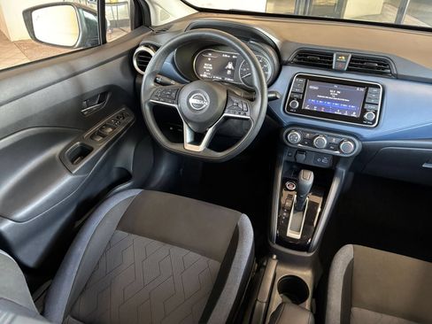 Used 2025 Nissan Versa SV FWD image 27