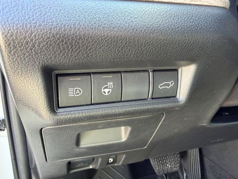 Used 2024 Toyota Grand Highlander FWD image 37