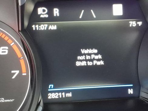 Used 2023 Alfa Romeo Stelvio Ti image 36