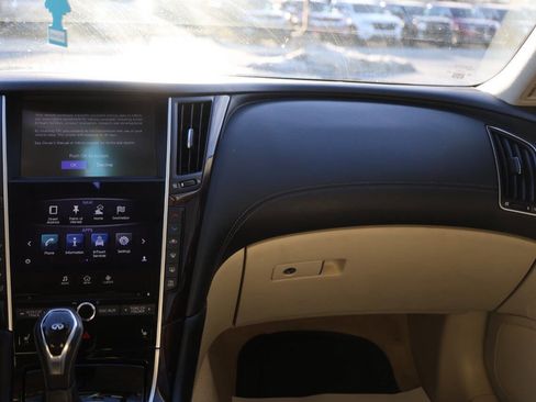 Used 2018 INFINITI Q50 Luxe w/ Essential Package (3.0T Luxe) image 23