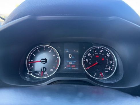 Used 2021 Toyota RAV4 LE image 32