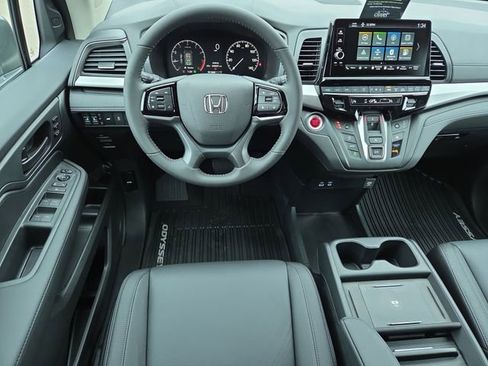 New 2026 Honda Odyssey EX-L image 8
