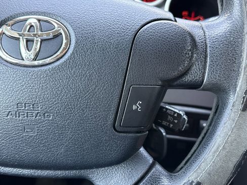 Used 2012 Toyota Tundra 2WD Double Cab w/ SR5 Pkg image 19