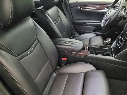 Used 2013 Cadillac XTS Premium image 21