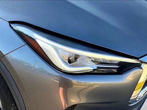 Used 2021 INFINITI QX50 Luxe w/ Cargo Package image 28