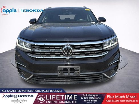 Used 2023 Volkswagen Atlas Cross Sport SEL Premium R-Line image 2