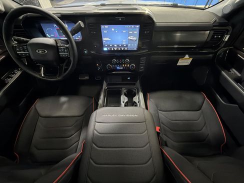 Used 2026 Ford F250 Lariat w/ Black Appearance Package AWD/4WD image 34