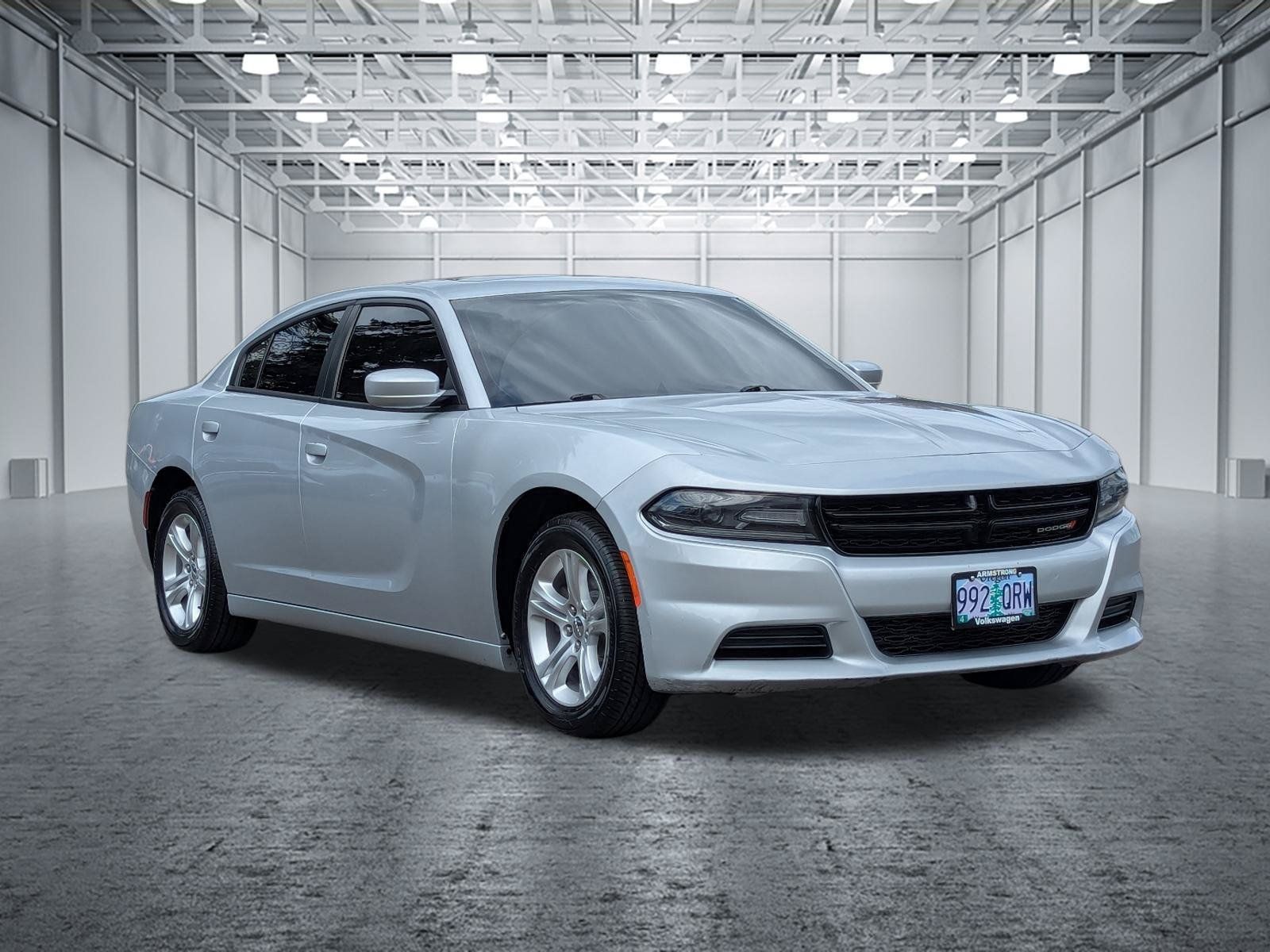 Used 2019 Dodge Charger SXT RWD image 7