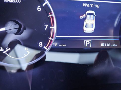 New 2025 Nissan Sentra SR w/ Midnight Edition image 17