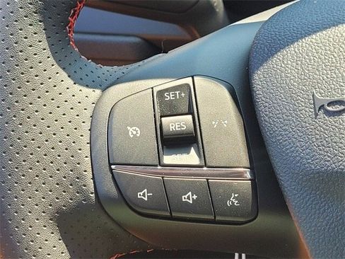New 2025 Ford Escape ST-Line w/ Equipment Group 301A image 26