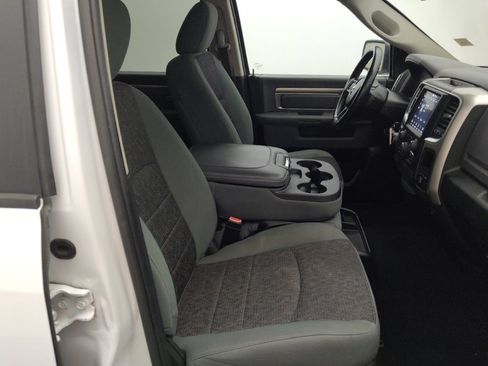 Used 2019 RAM 1500 Big Horn RWD image 21
